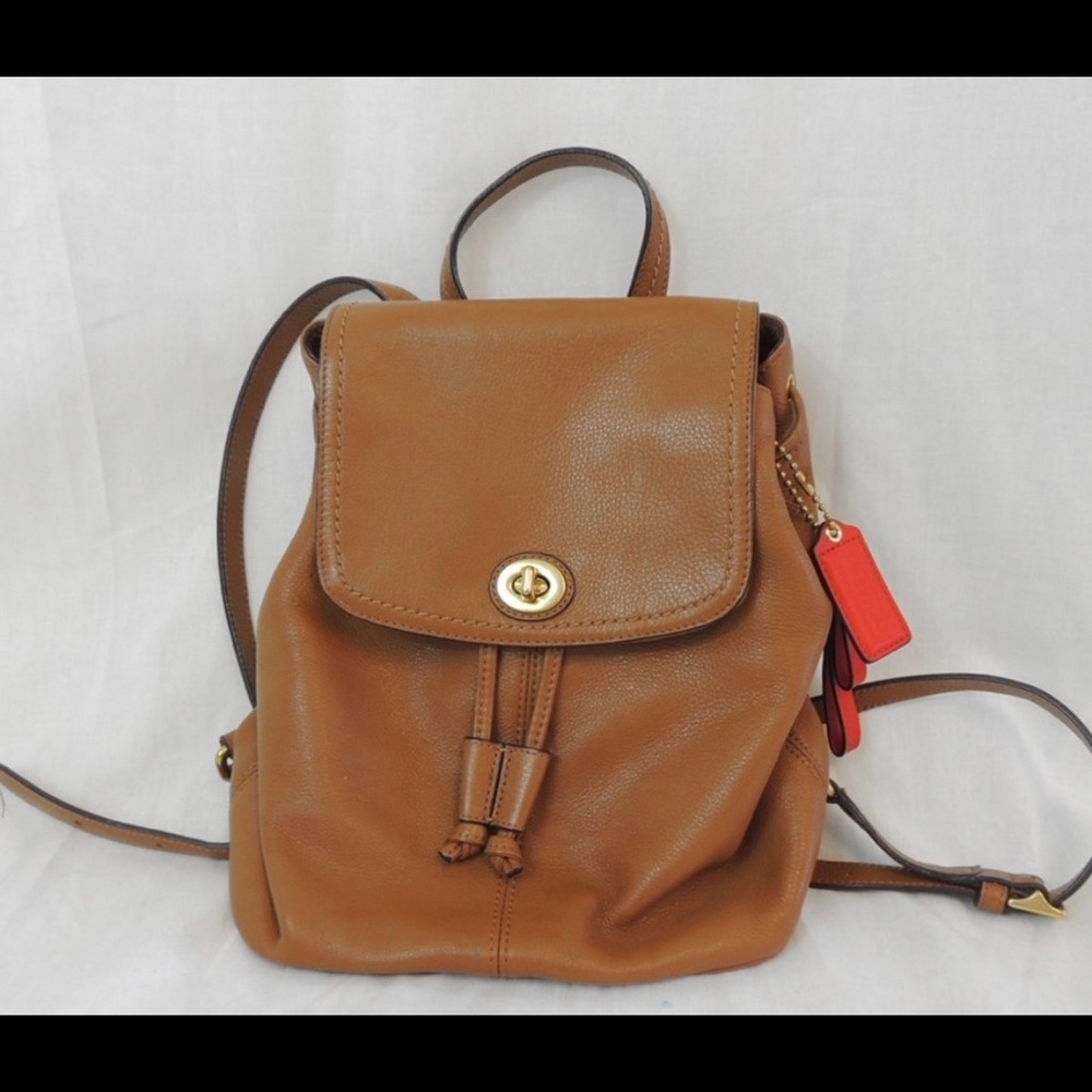 *SOLD* Coach backpack 🎒